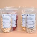 Vier Sorten gefriergetrocknete Früchte des Frucht-Bundles – Ananas, Erdbeere, Mango und Banane
